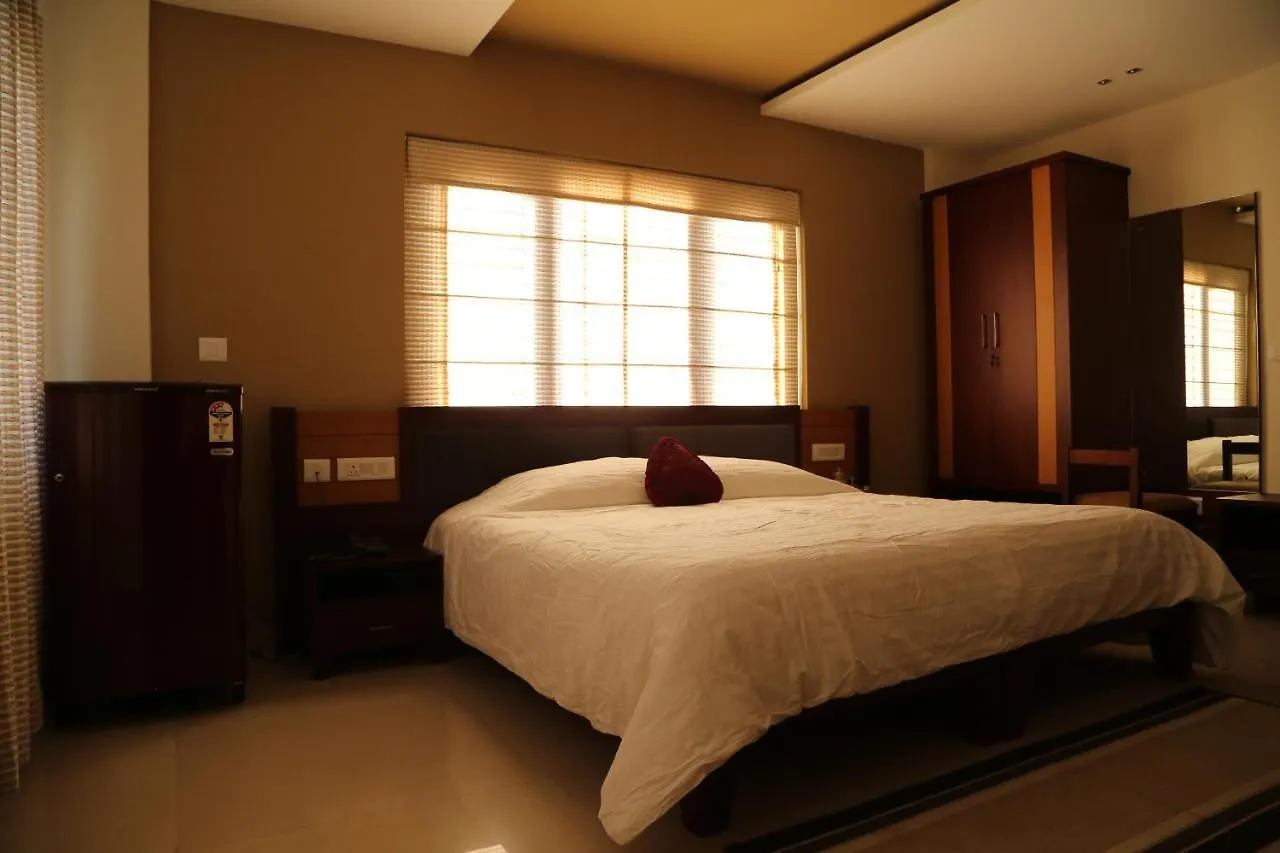 Hazmi Inn Perintalmanna India